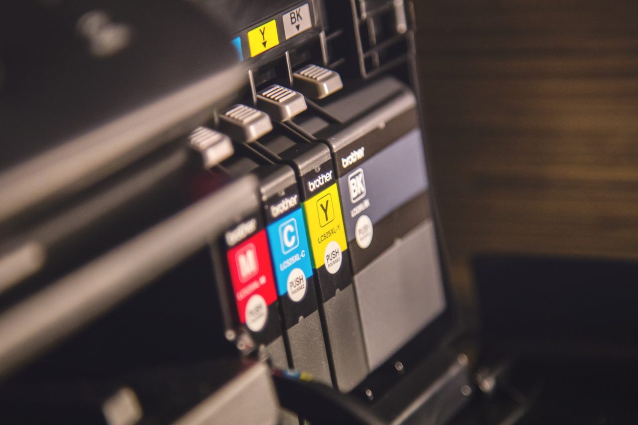 Color ink cartridges in printer